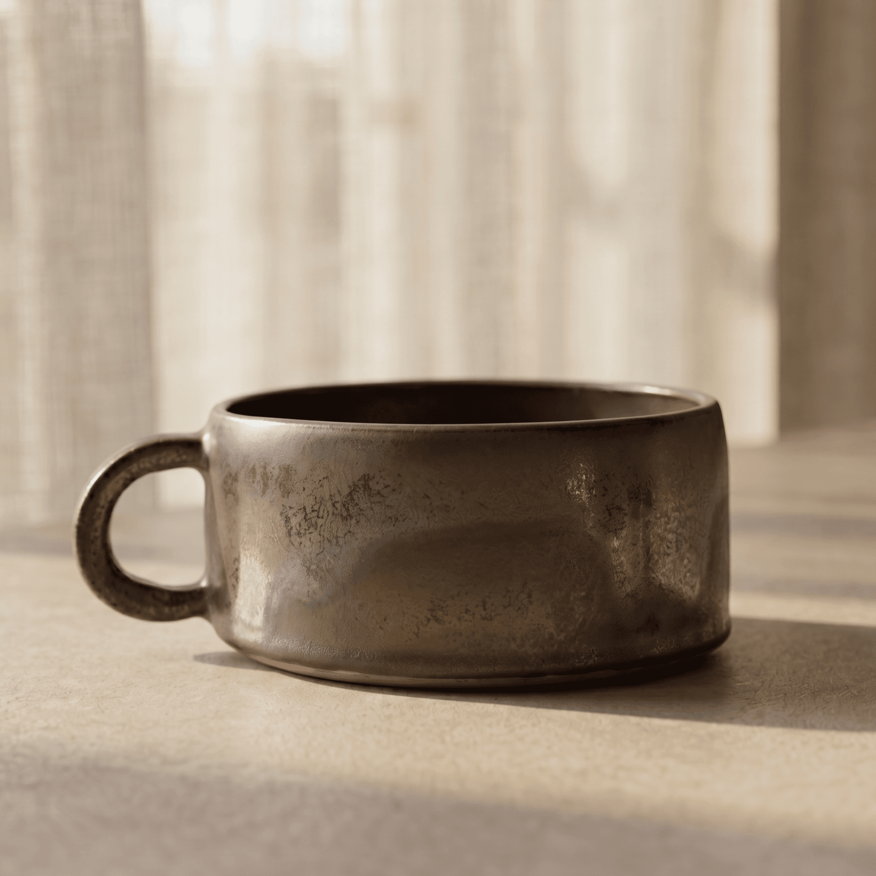 Metallic Effect Stoneware Mug — thumbnail 2