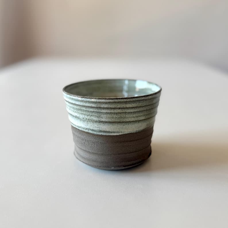 White-Green Gloss Tumbler